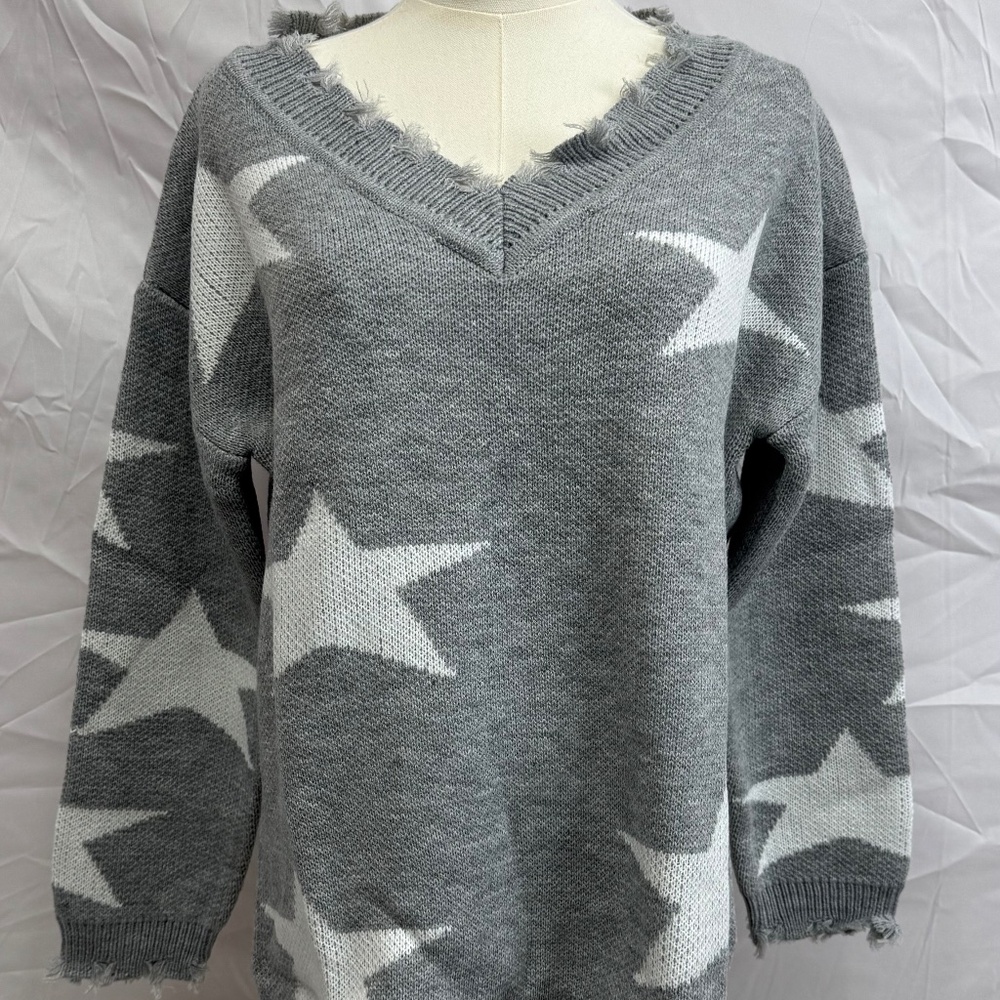 Macaron Star Grey Sweater BNWT